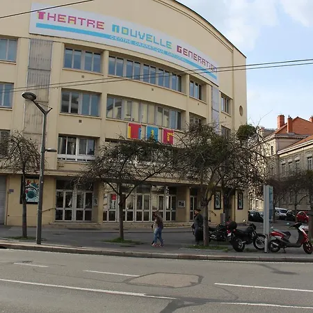 Le Gare De Vaise