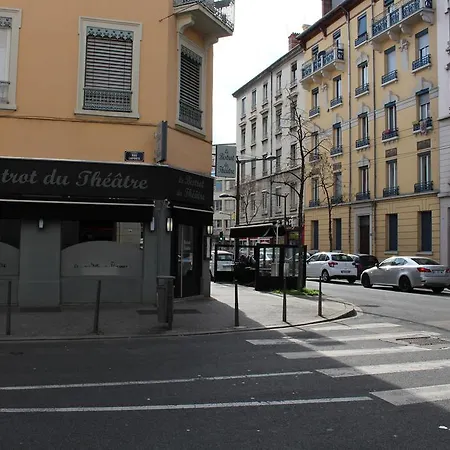 Le Gare De Vaise Appartement *